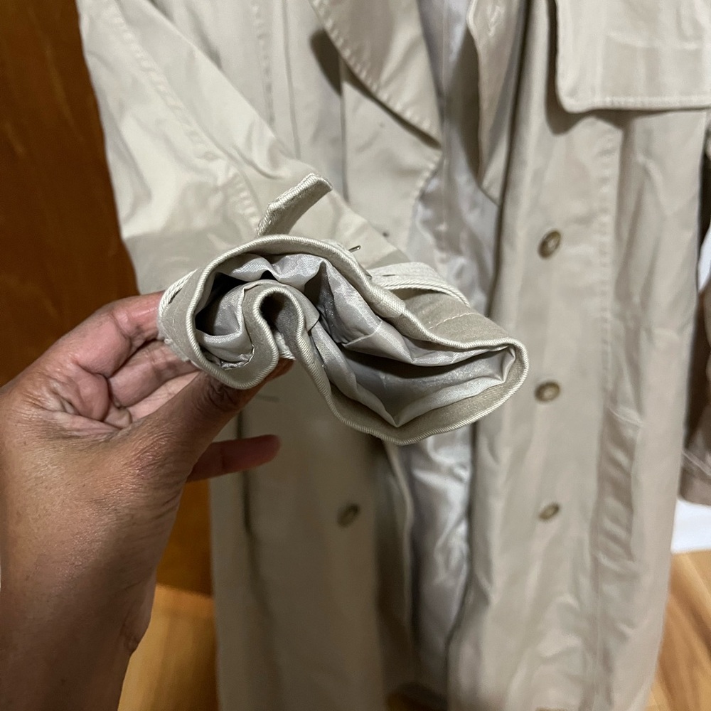 Gallery tan trench coat - Picture 6 of 14